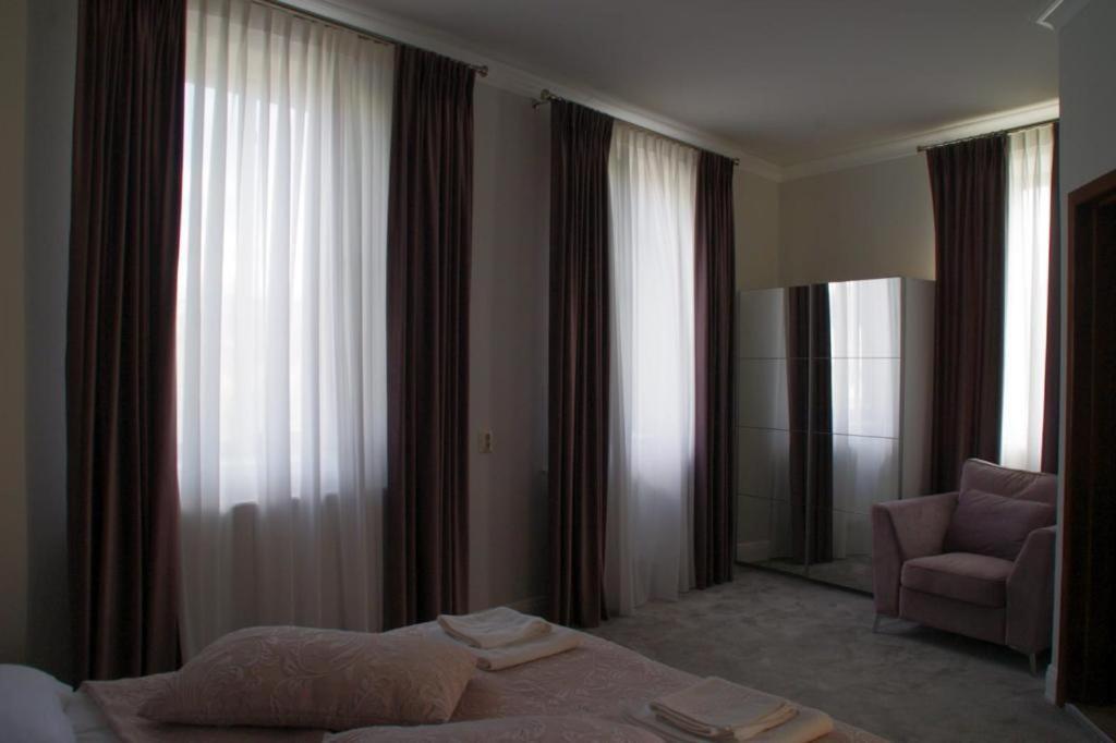 كيمبولونغ Maisonette Apartments المظهر الخارجي الصورة