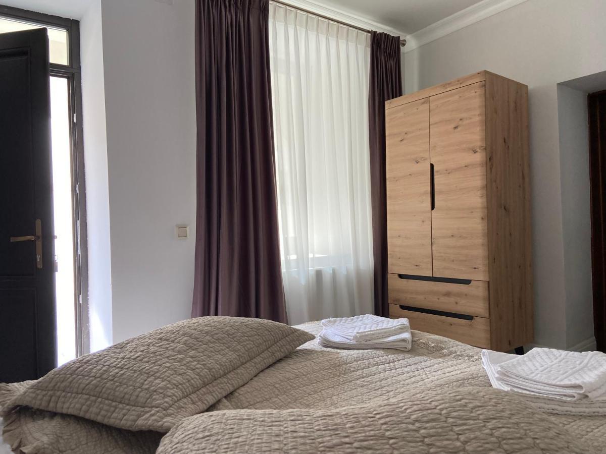 كيمبولونغ Maisonette Apartments المظهر الخارجي الصورة